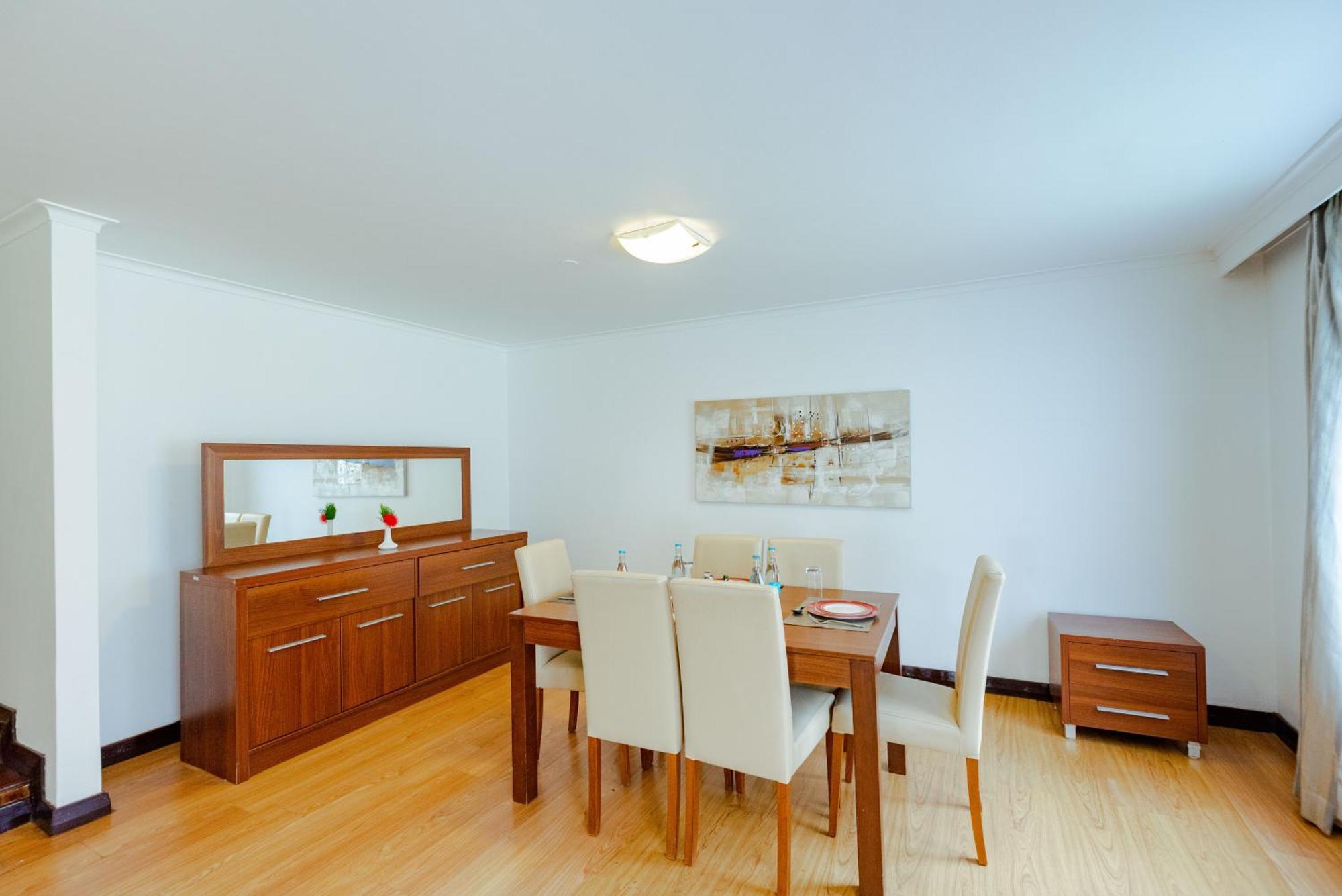 Heri Heights Hotel Apartments, Surestay Collection By Best Western Ναϊρόμπι Εξωτερικό φωτογραφία