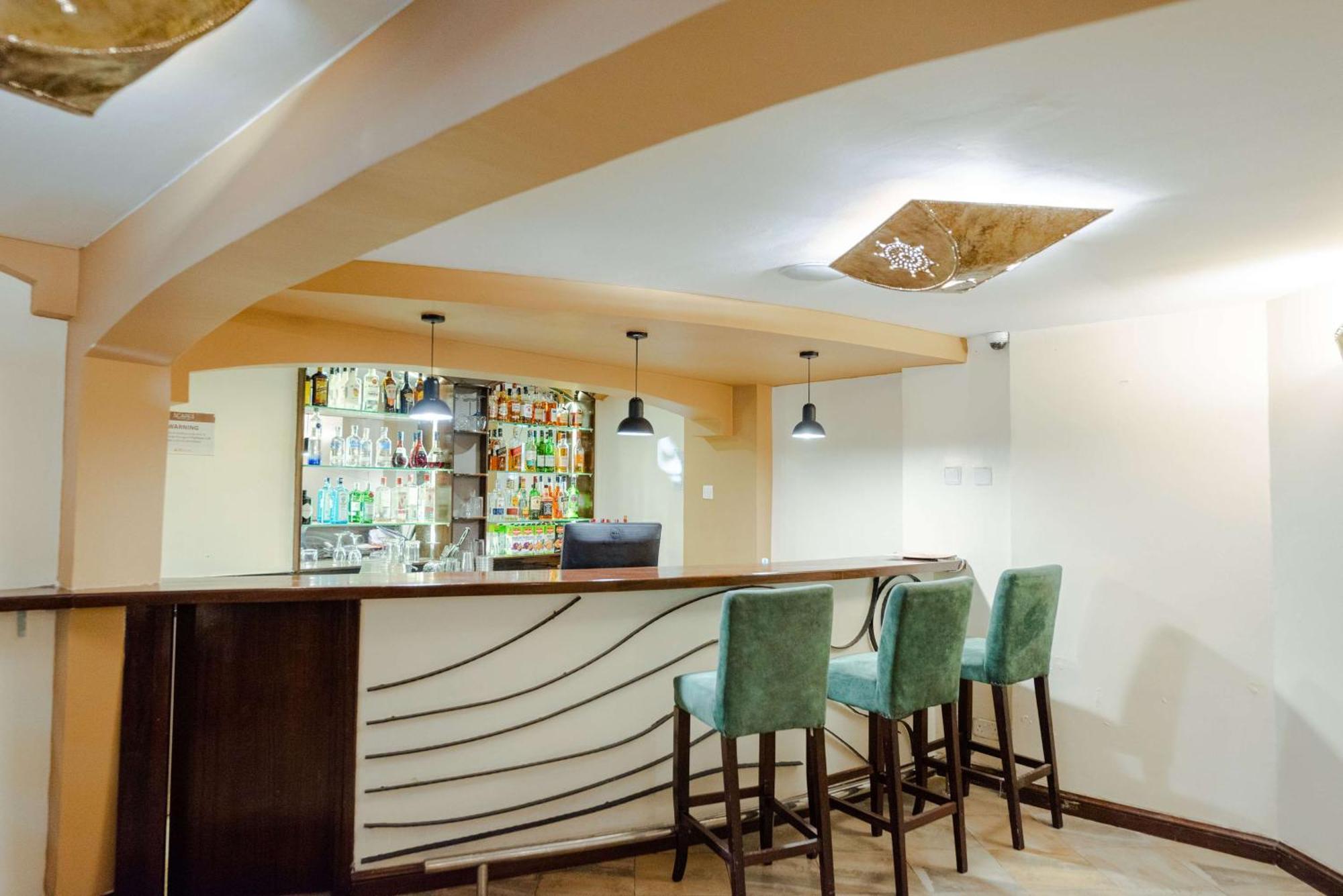 Heri Heights Hotel Apartments, Surestay Collection By Best Western Ναϊρόμπι Εξωτερικό φωτογραφία